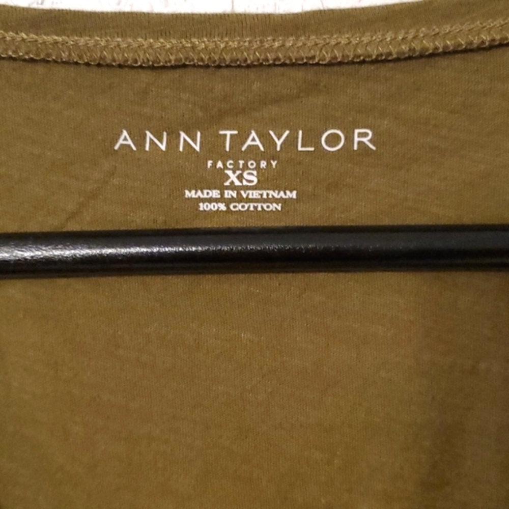 Ann Taylor Factory V Neck Top - Picture 2 of 5